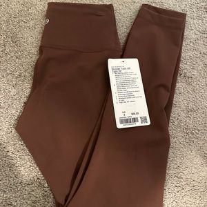 Lululemon Wunder Train